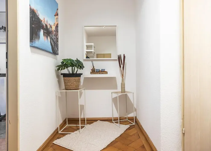 Oldtown Apartments By Staystay, Close To Castle & Main Market Square
